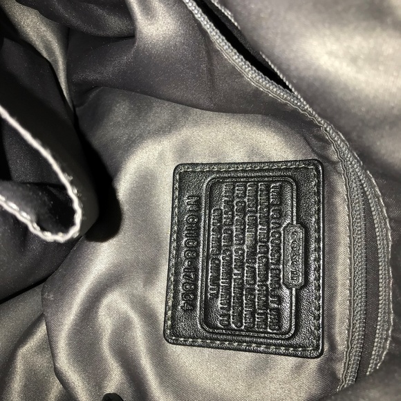 Coach Signature fabric satchel with leather trim - Picture 3 of 6